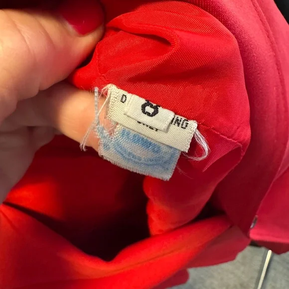 Oscar de la Renta Vintage Red Blazer - Picture 9 of 9